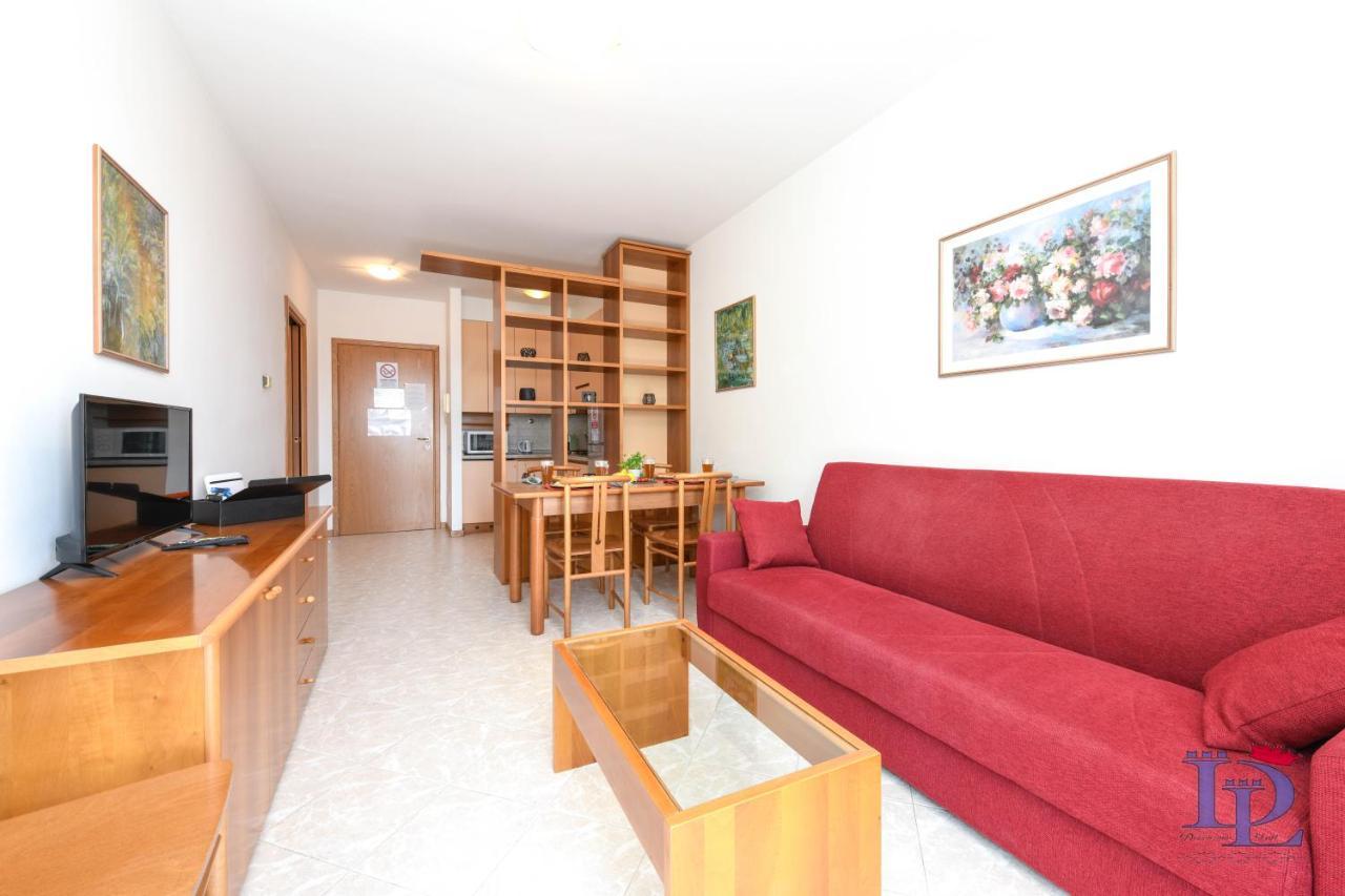 Desenzanoloft Official Partner Marriott Homes & Villas - A Casa Di Attila Desenzano del Garda Exterior photo